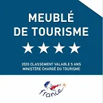 Le Continental Beau T2 plein centre + parking
